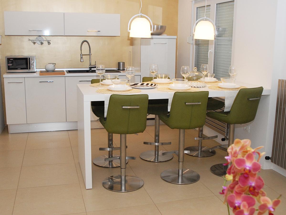 Apartment Klara II Pula Bagian luar foto